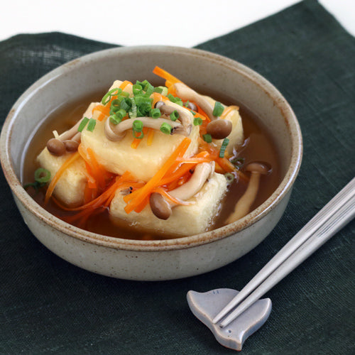 だし餡たっぷりの揚げ出し豆腐