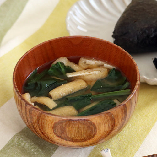 ほうれん草と油揚げの味噌汁
