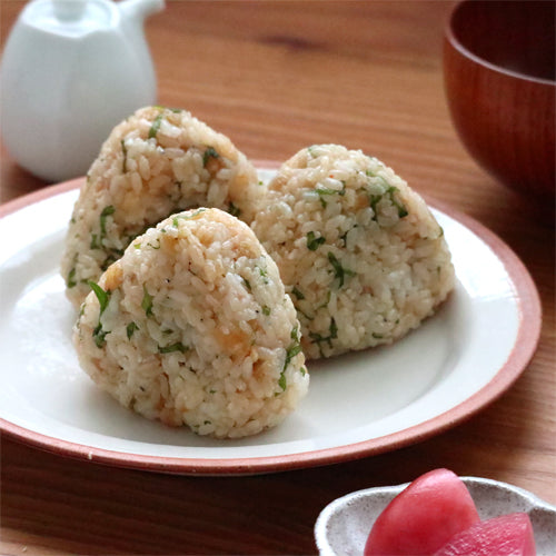 やみつき天かすおにぎり
